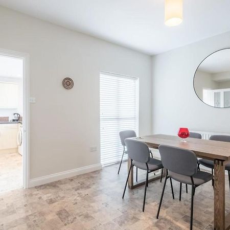 Superb Central 2 Bed Home Кембридж Экстерьер фото