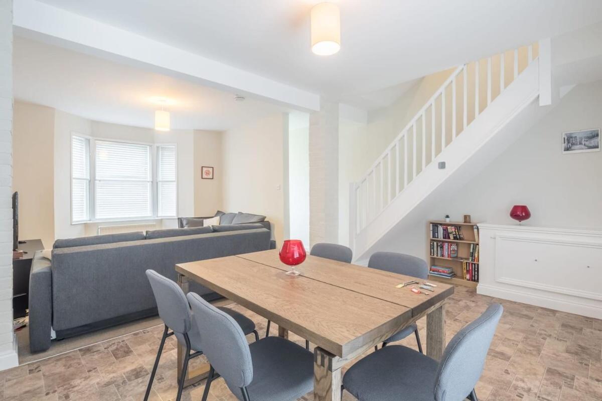 Superb Central 2 Bed Home Кембридж Экстерьер фото