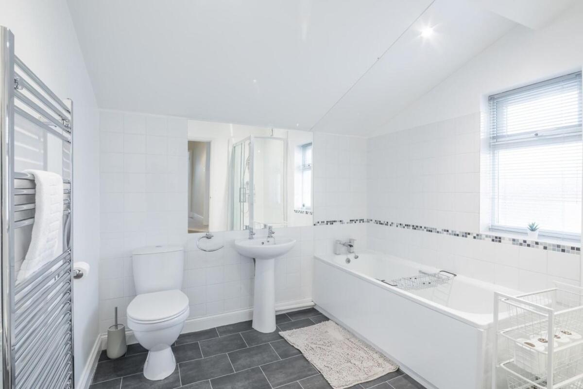 Superb Central 2 Bed Home Кембридж Экстерьер фото